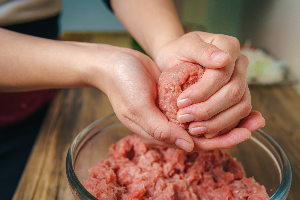 Metal contamination sparks Class I recall of over 1,000 pounds of ground beef